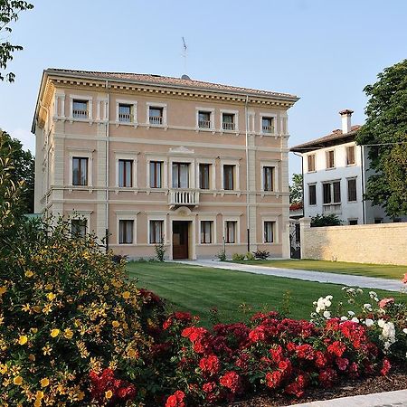 Hotel Villa Maternini Vazzola Exterior photo